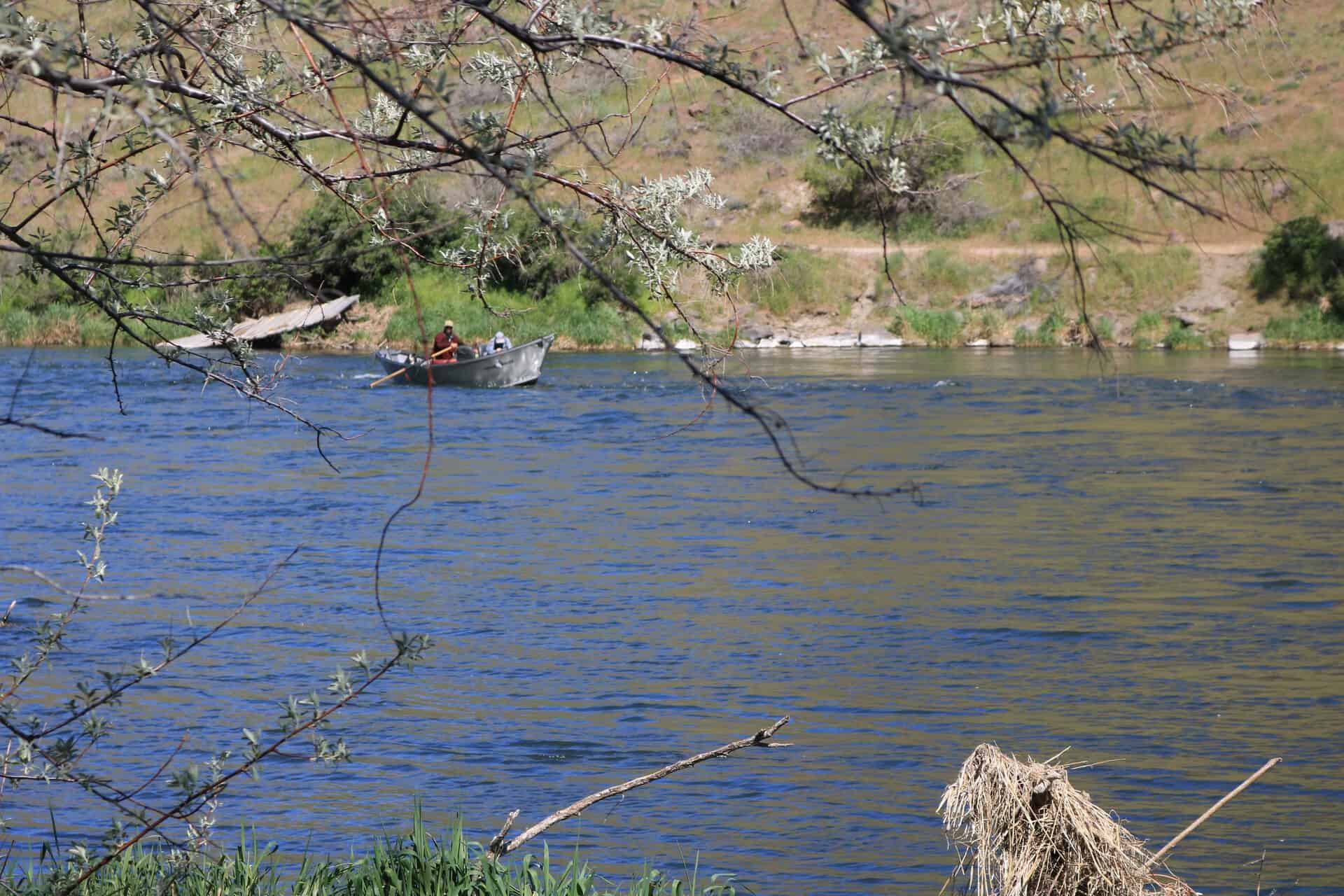 Fly Fishing Oregon Luelling Ranch Deschutes River