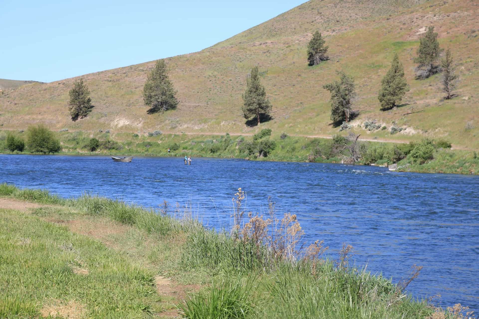 River Recreation Oregon Luelling Ranch Deschutes River