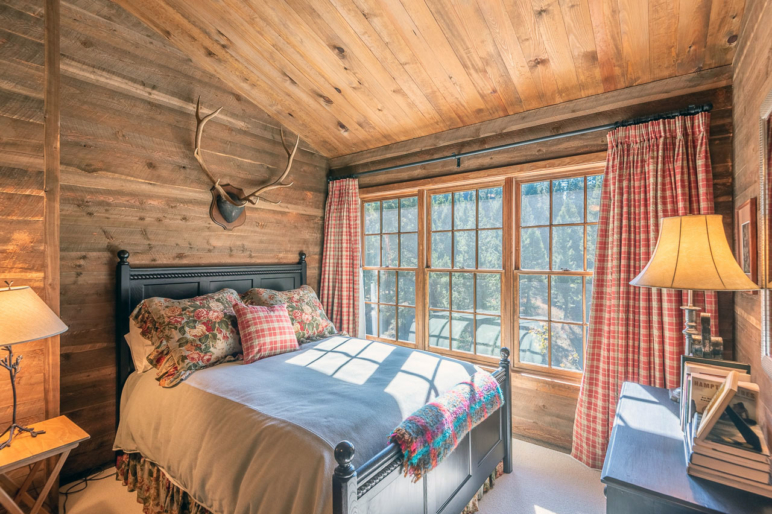 Dancing Bear Ranch Montana Mountain Retreat Fay Ranches