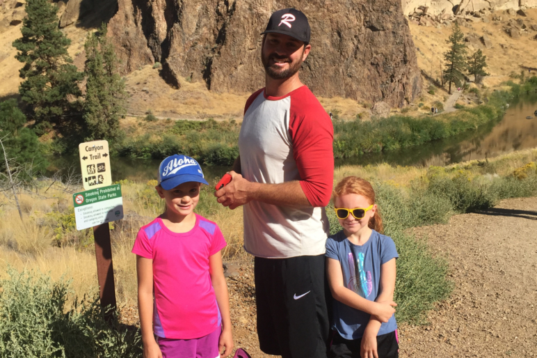 Alex Robertson Oregon Broker Hiking Family
