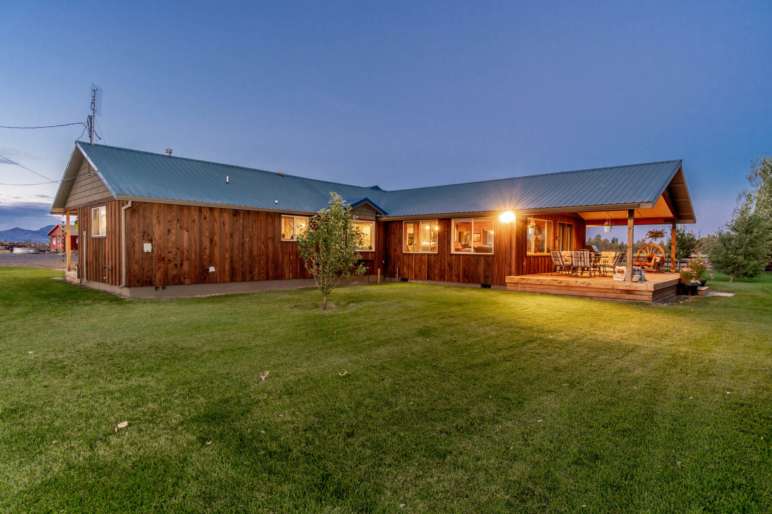 Dodds Road Hobby Horse Ranch Bend Oregon Fay Ranches