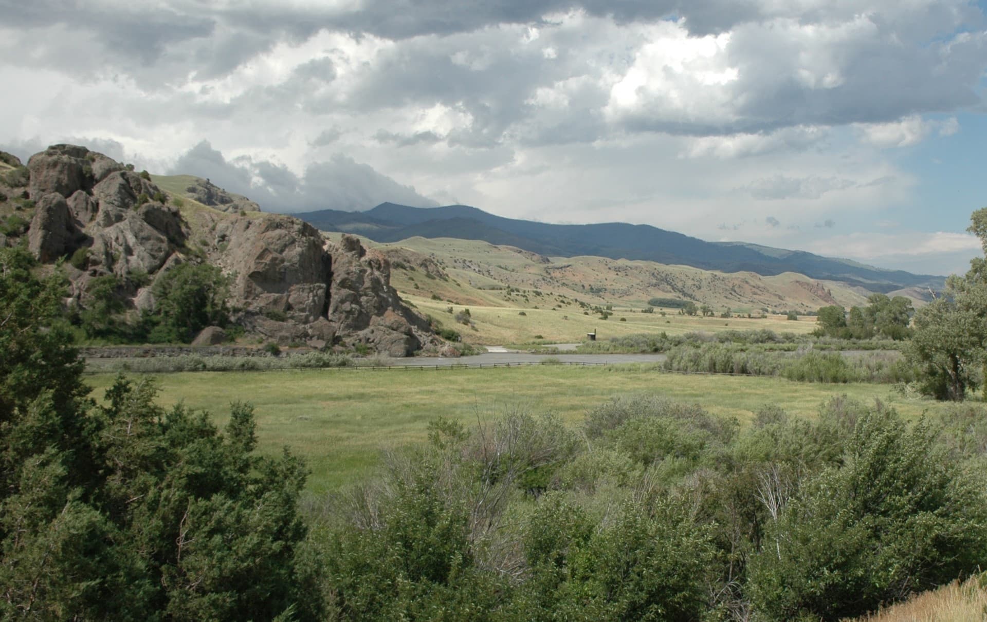 Yellowstone River Ranch For Sale Montana Dome Mountain Ranch