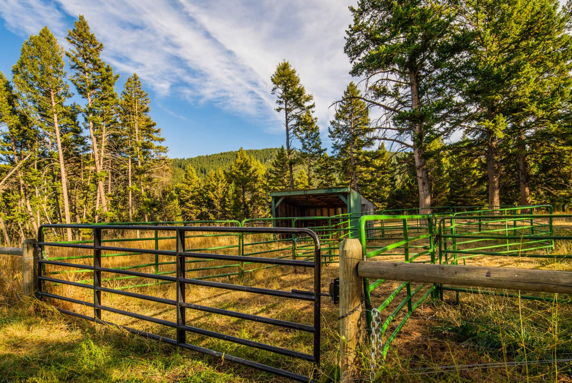 corrals montana hyalite view ranch