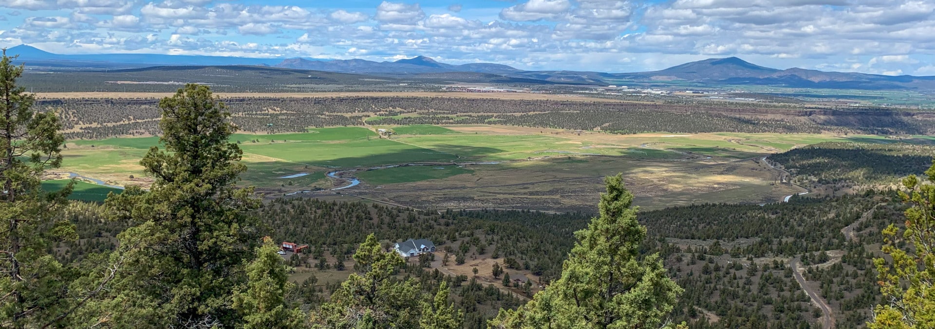 oregon property for sale in cascade view farmhouse