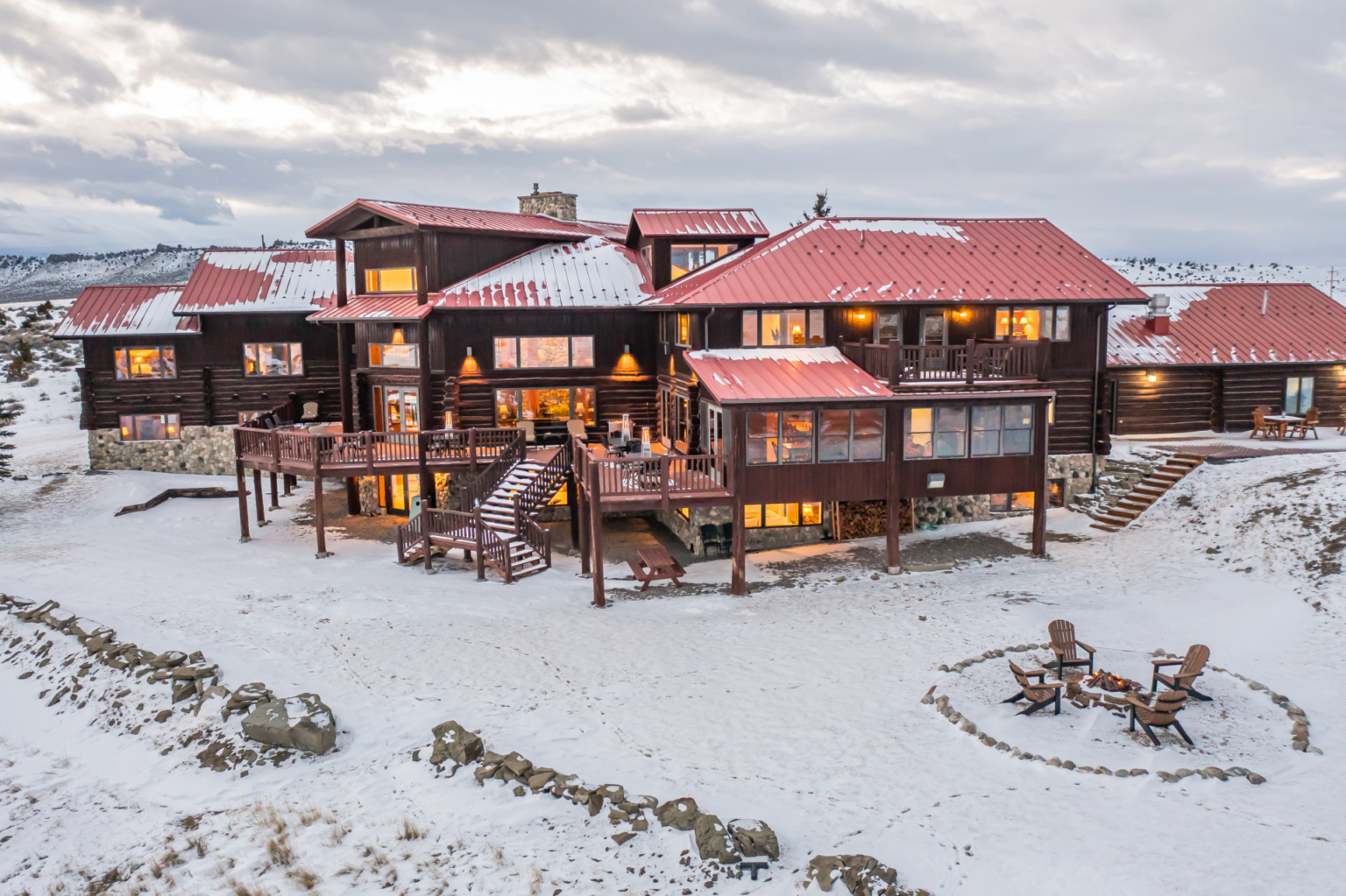 Shields River Lodge Clyde Park Montana Fay Ranches