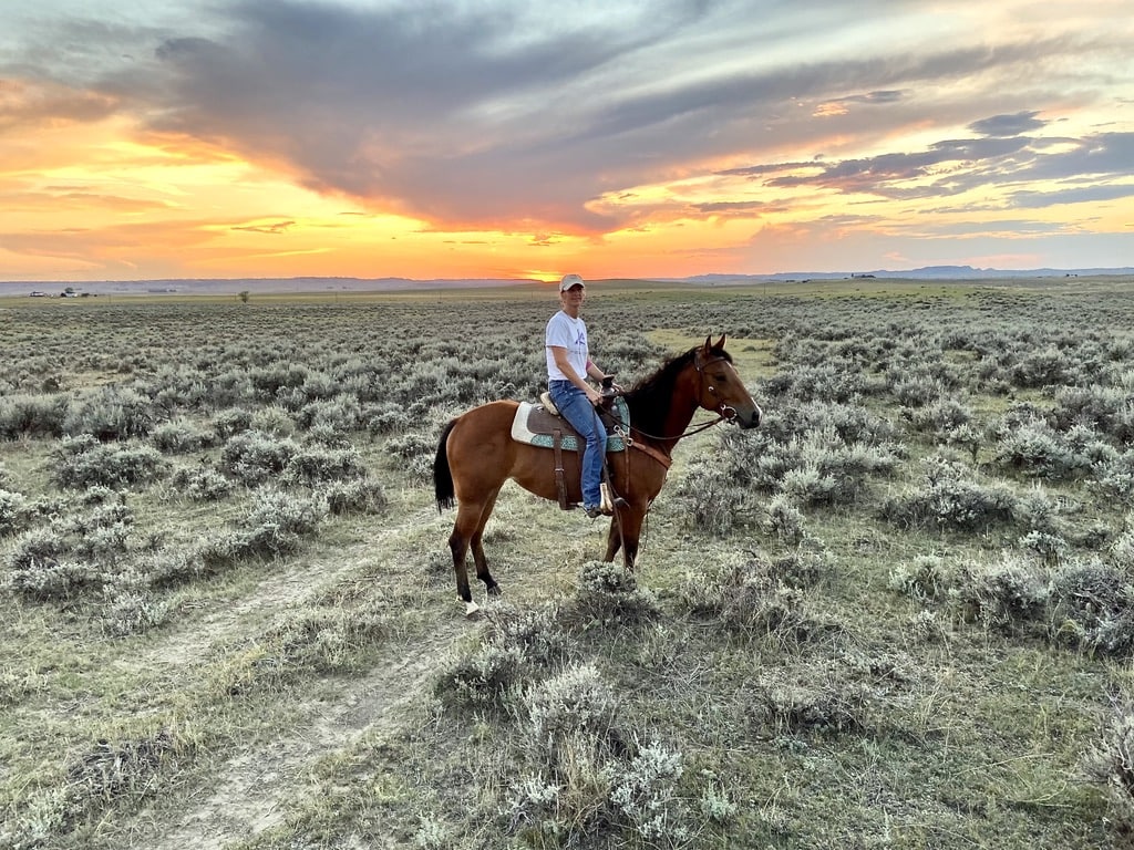 horseback ridding wyoming ef ranch