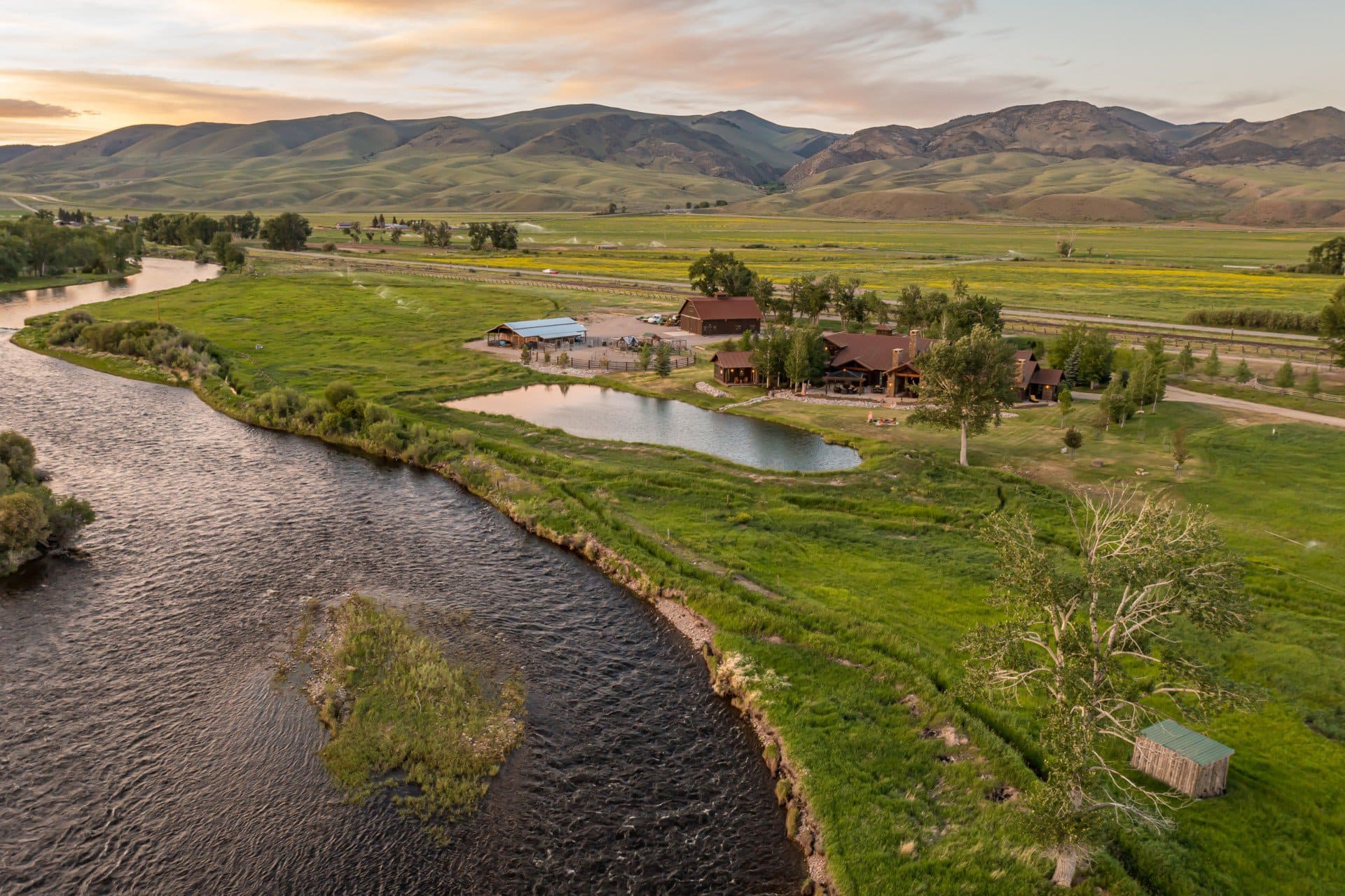 fly fishing montana rivers edge ranch