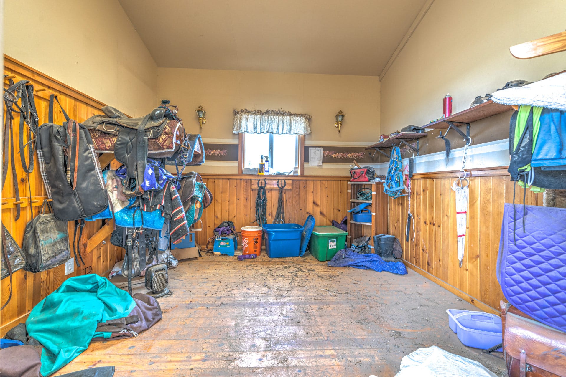 tack room and storage oregon cow bell ranch