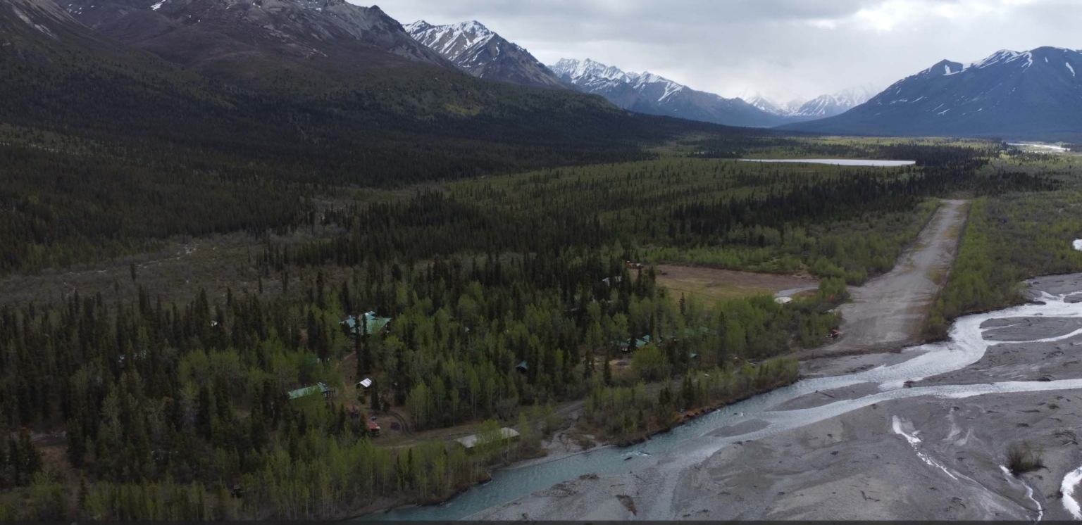 Wood River Lodge | Denali Alaska | Fay Ranches