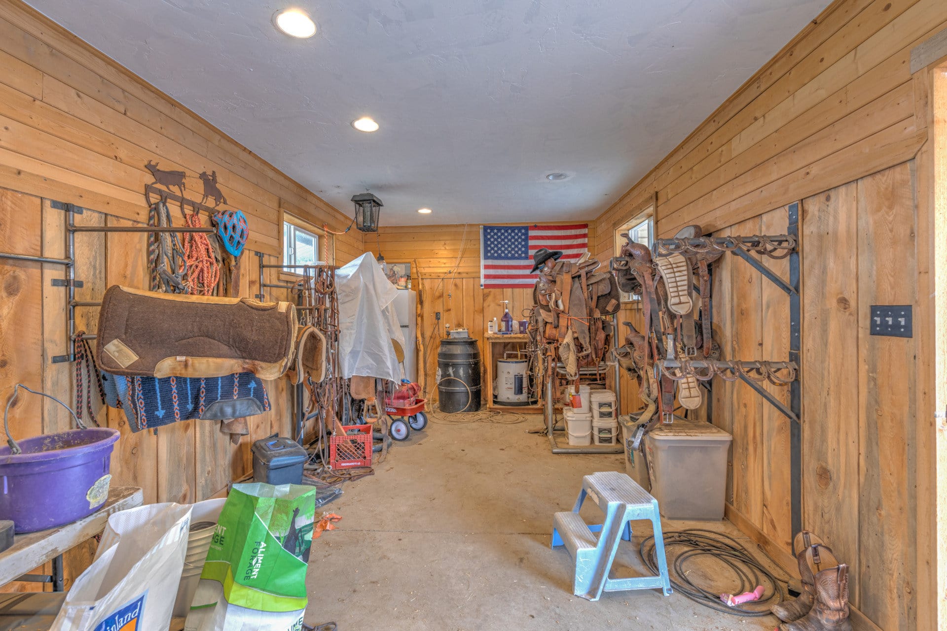 tack room oregon a cool country jewel