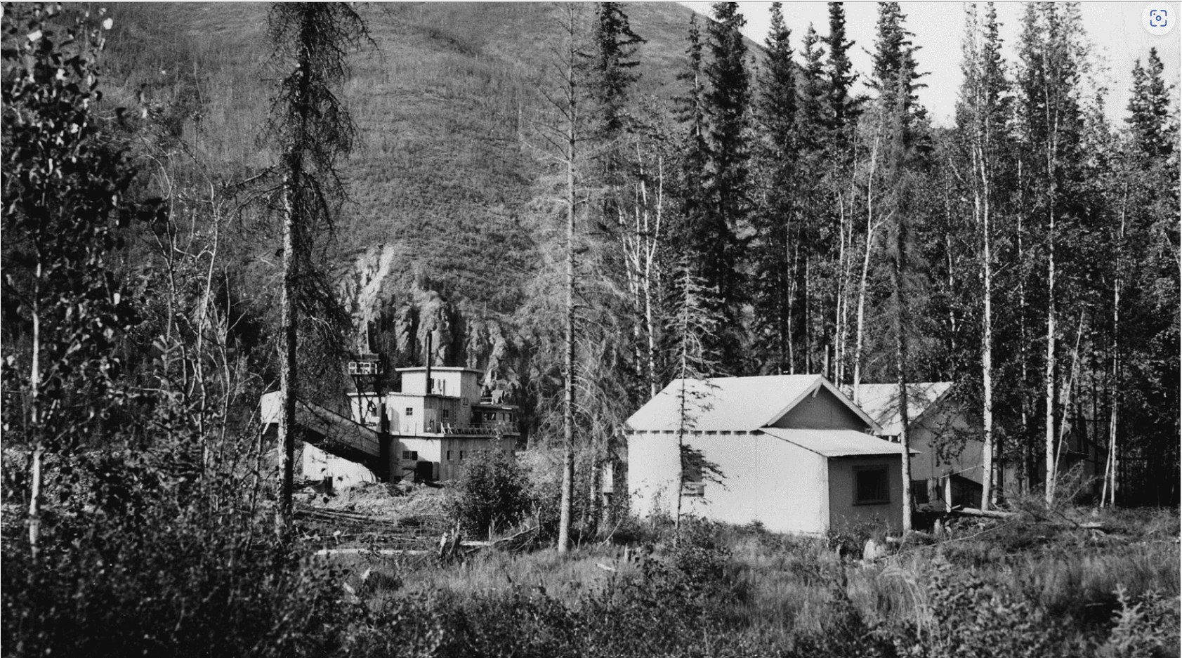 Coal creek camp alaska woodchopper gold claim - photo by NPS Al Hendricks Jr