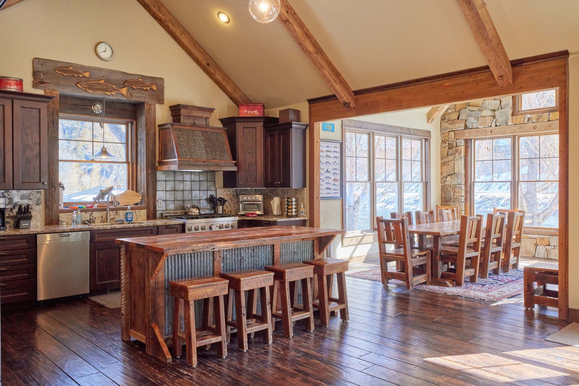 Kitchen Montana Flatwater Lodge