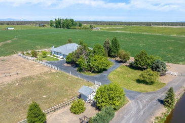 farms for sale oregon cascade view equestrian estate