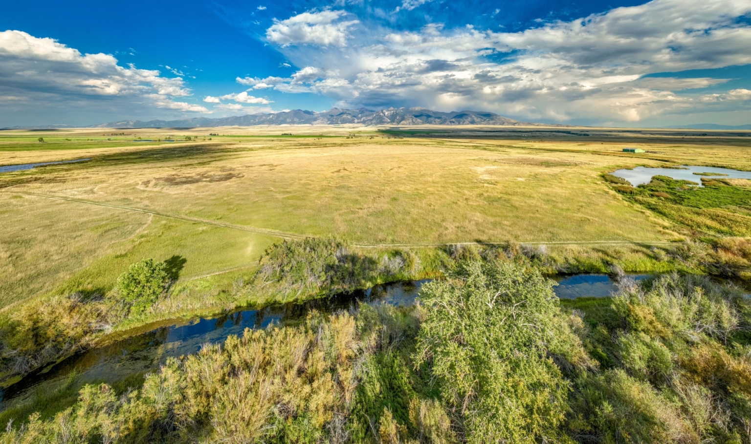 CloverCrest Ranch on the Jefferson | Twin Bridges Montana | Fay Ranches