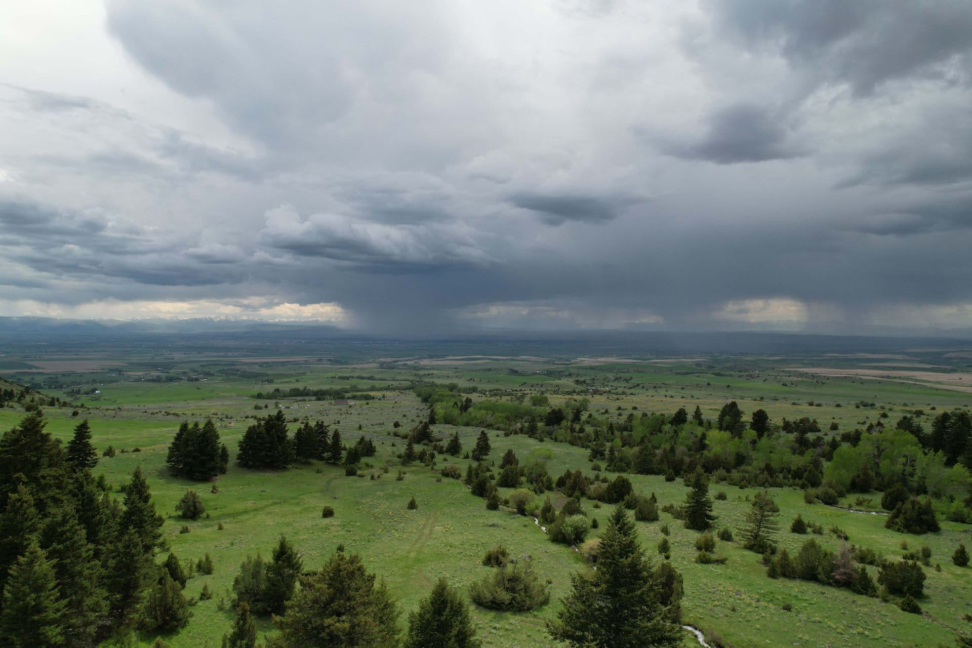 stormy skies montana gallatin valley overlook