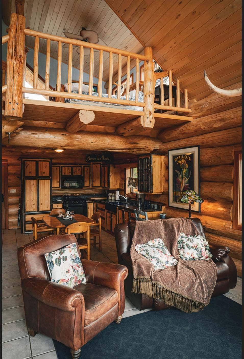 annies house interior bc canada eye of the grizzly luxury retreat
