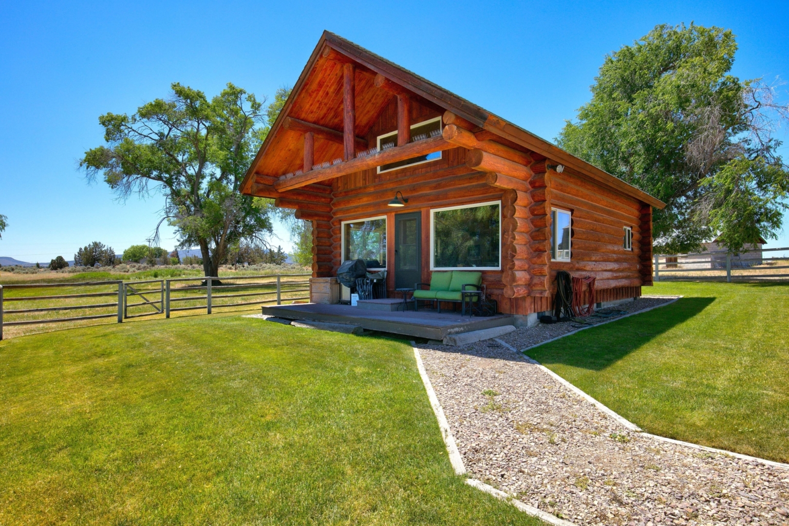 Houston Lake Ranch | Powell Butte Oregon | Fay Ranches