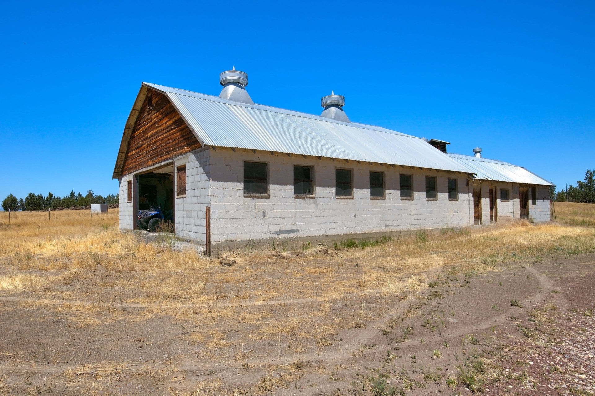 old barn oregon houston lake ranch