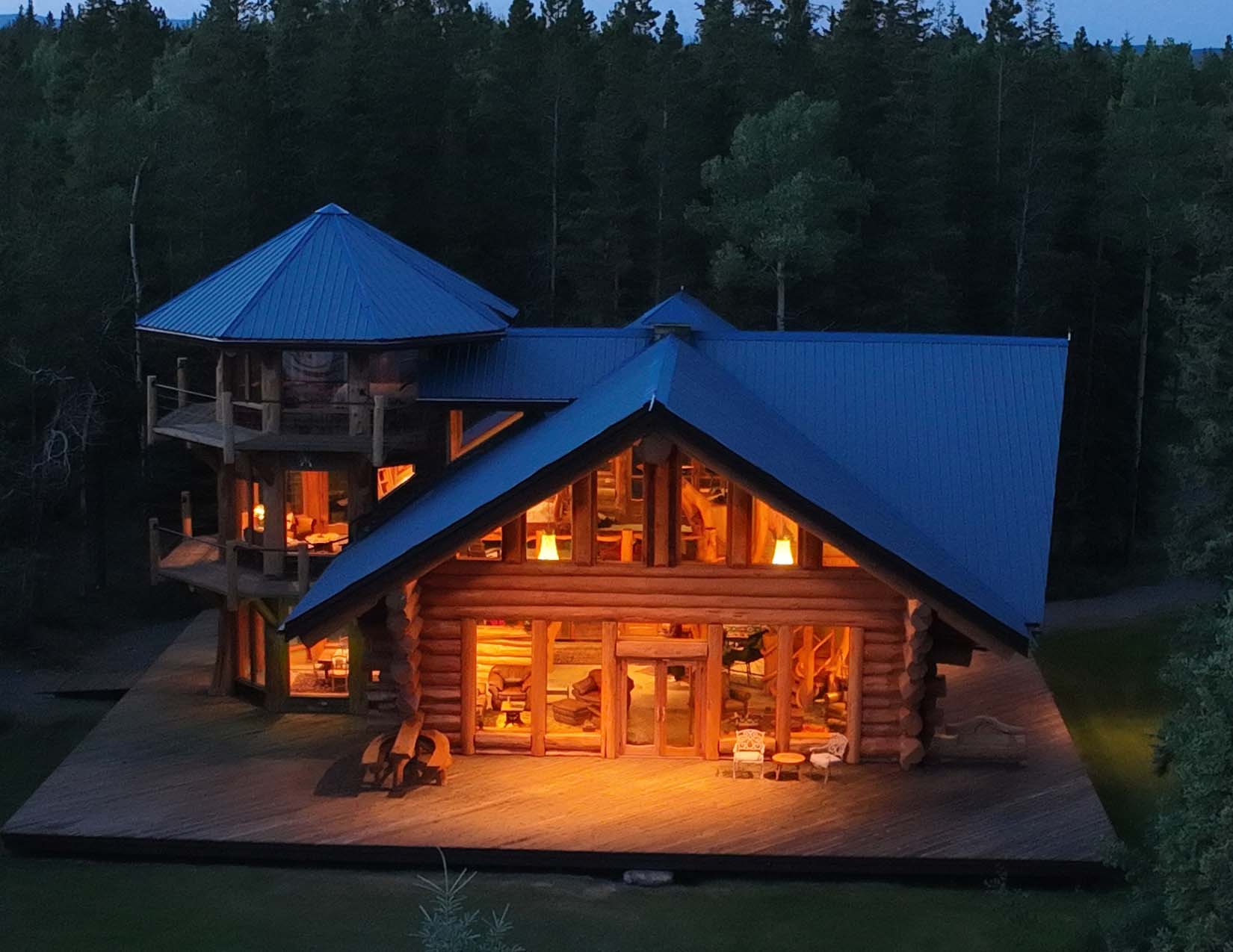 tower house evening bc canada eye of the grizzly luxury retreat