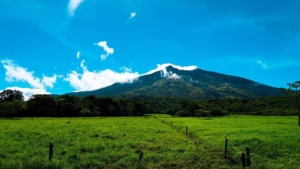 three-compelling-reasons-to-invest-in-costa-rica-featured