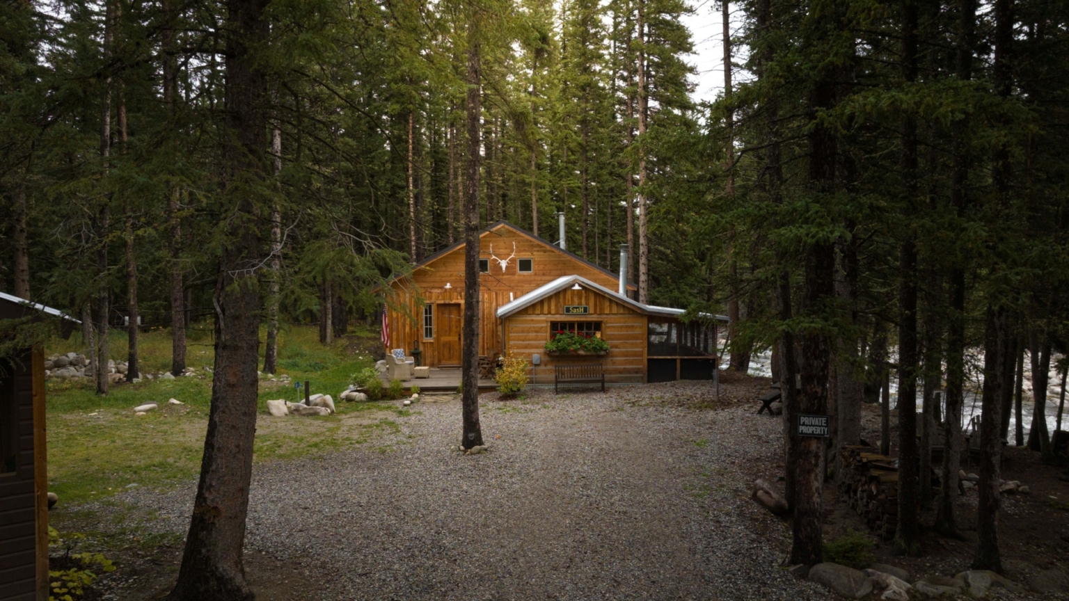 5asH Cabin on the Boulder McLeod Montana Fay Ranches