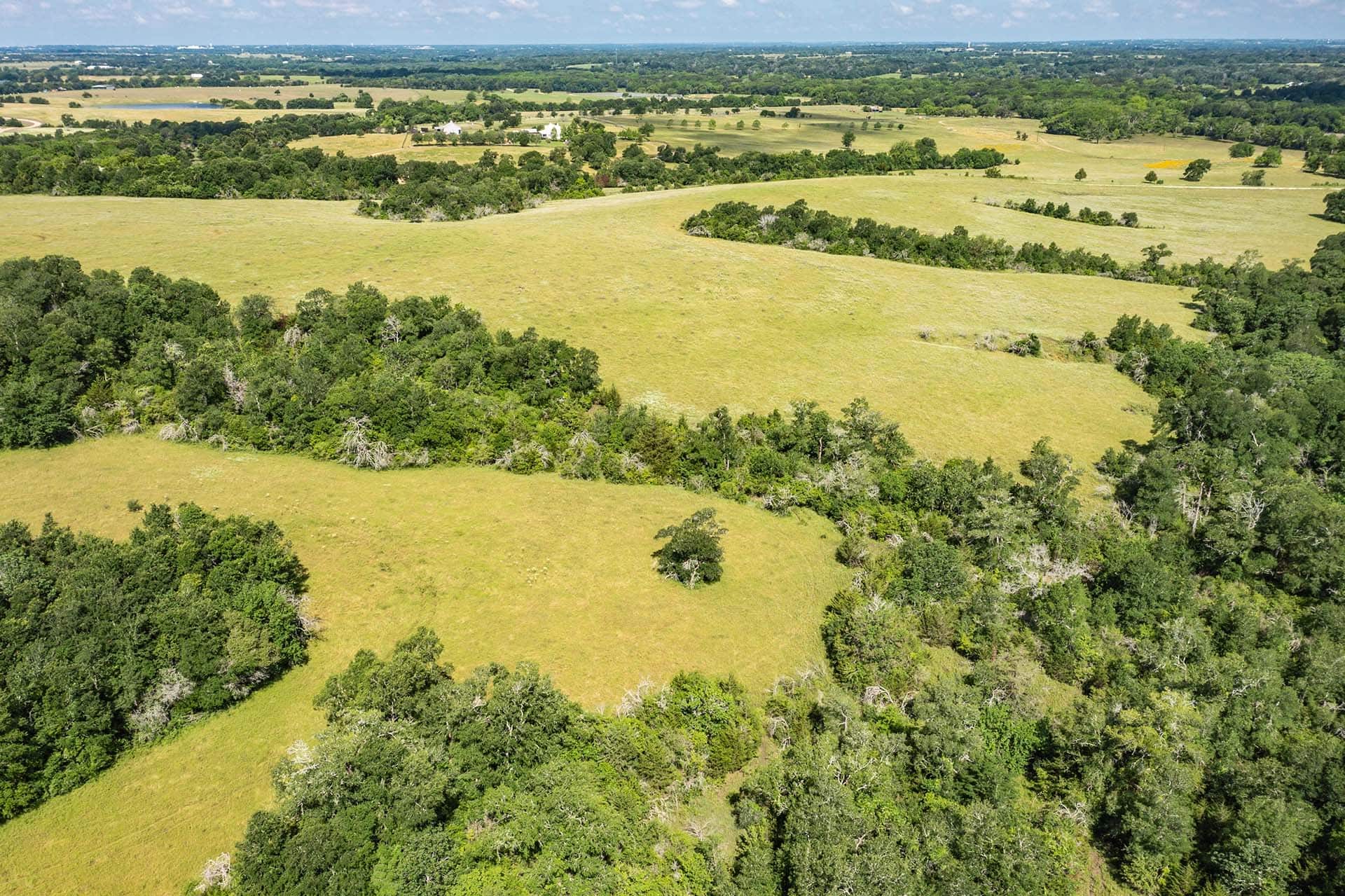 middle property aerial texas new year creek ranch