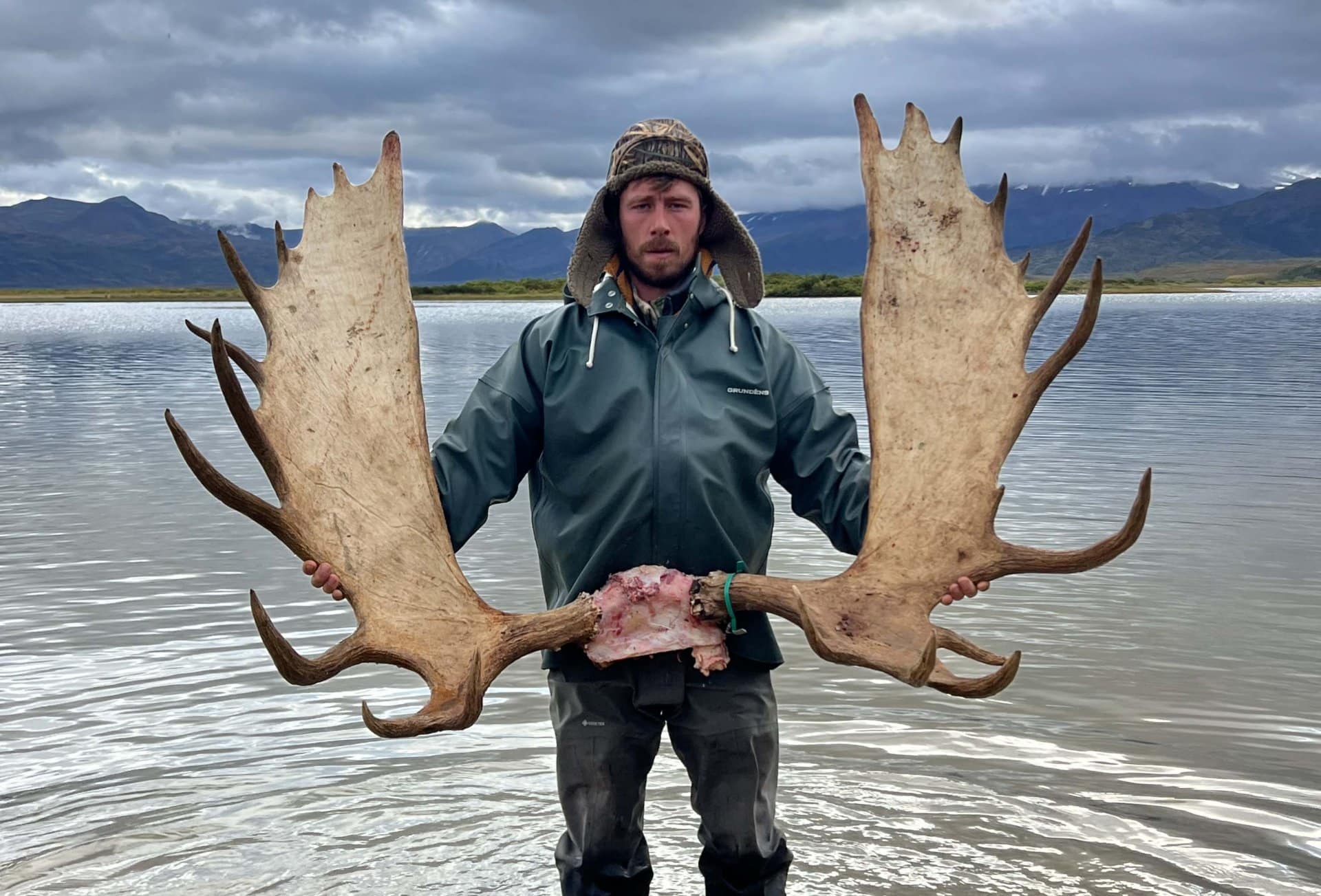 sam shelton ranch sales moose antlers cropped