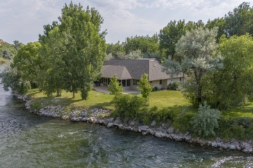 luxury homes for sale montana rainbow point on the bighorn river