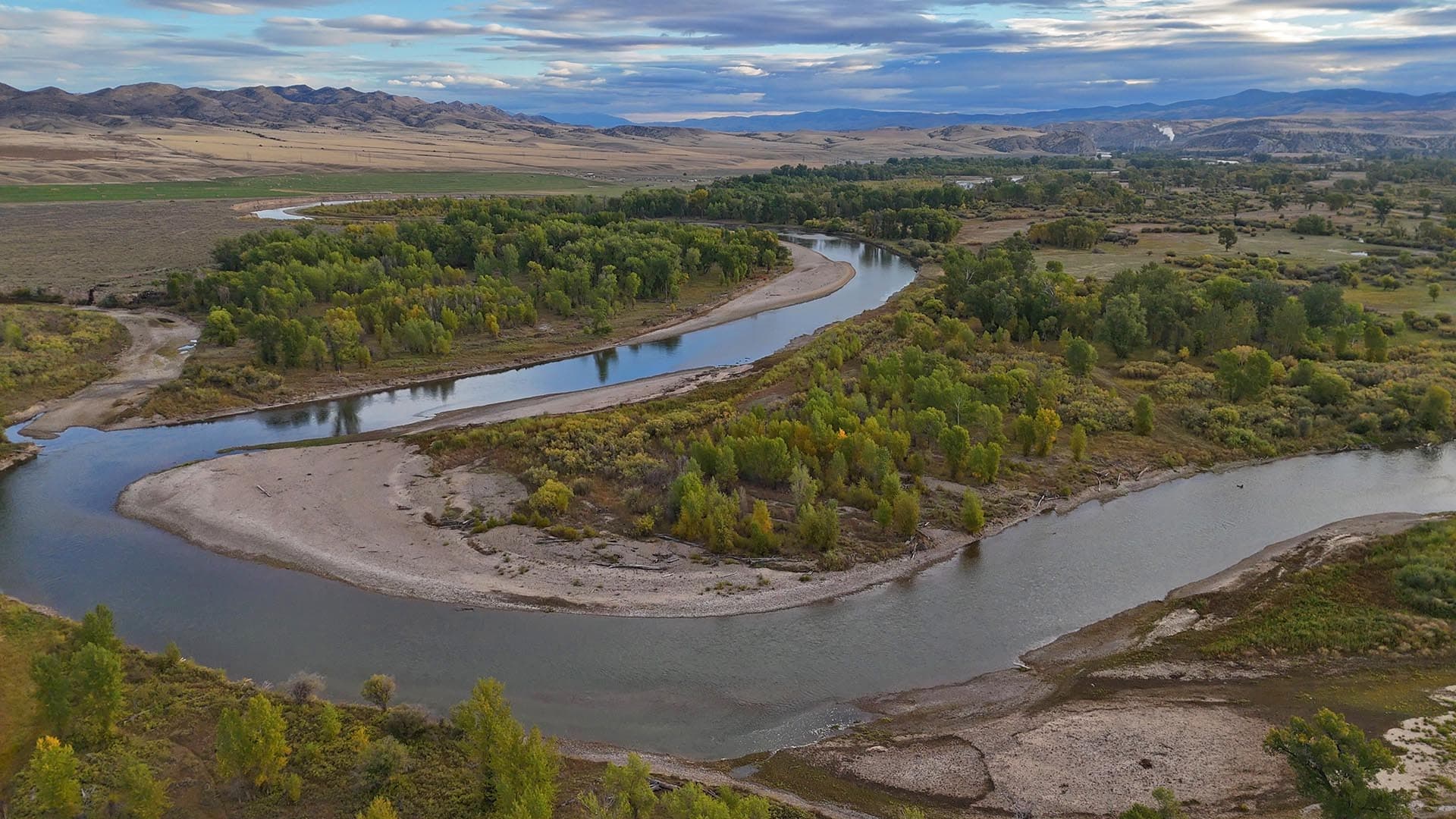 Fly fishing Jefferson River Montana Jefferson River Legacy Ranch