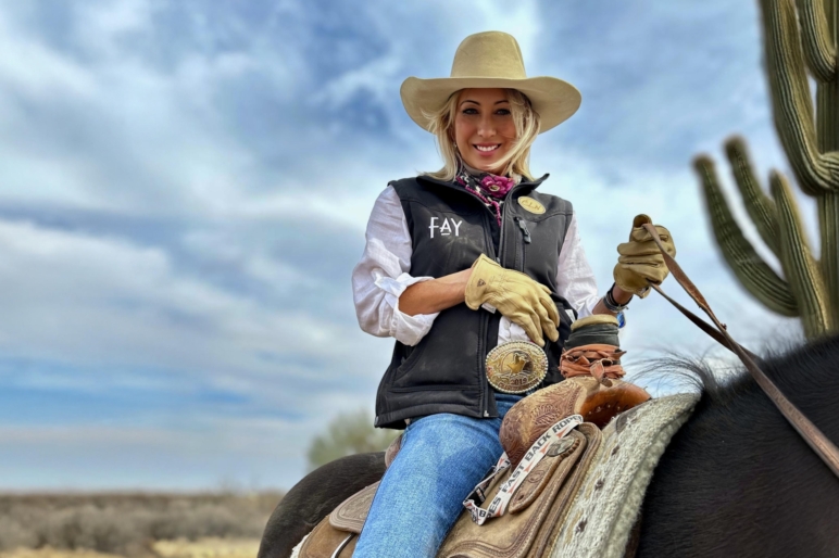 julianna eriksen arizona ranch broker horsetop