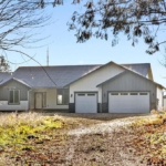 Washington land with homes for sale mountain view