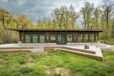 luxury homes for sale montana river retreat