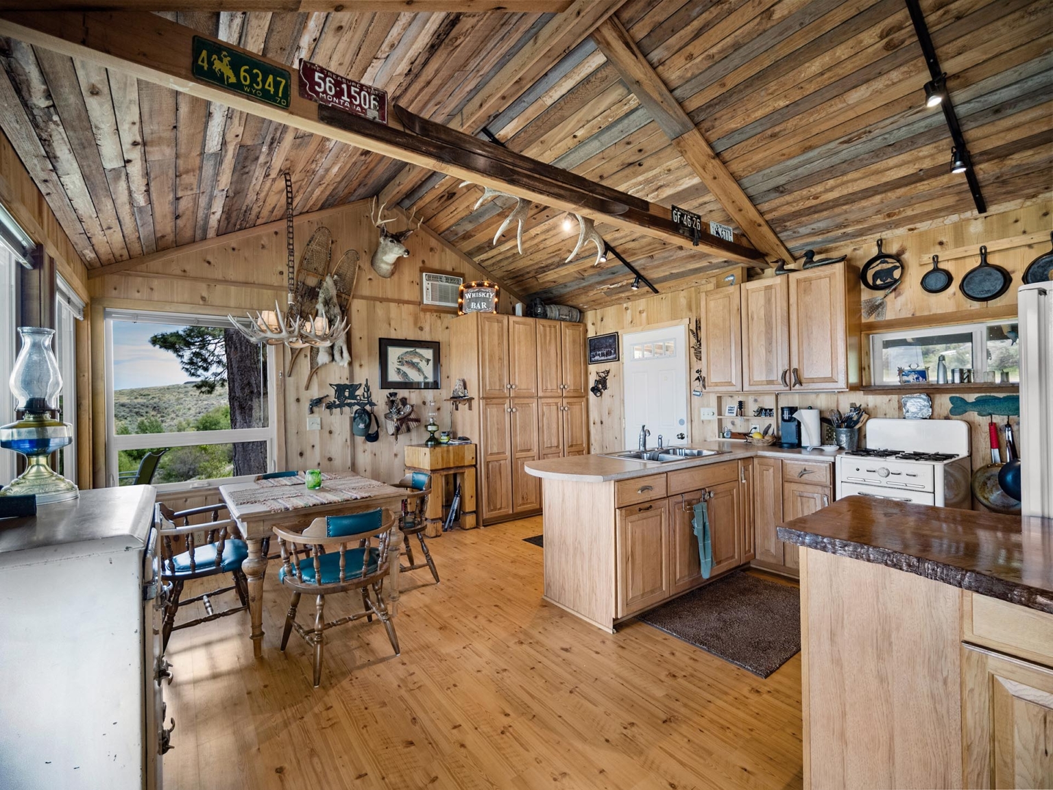 Whiskey Ridge Ranch Whiskey Ridge on the Columbia | Bridgeport Washington | Fay Ranches