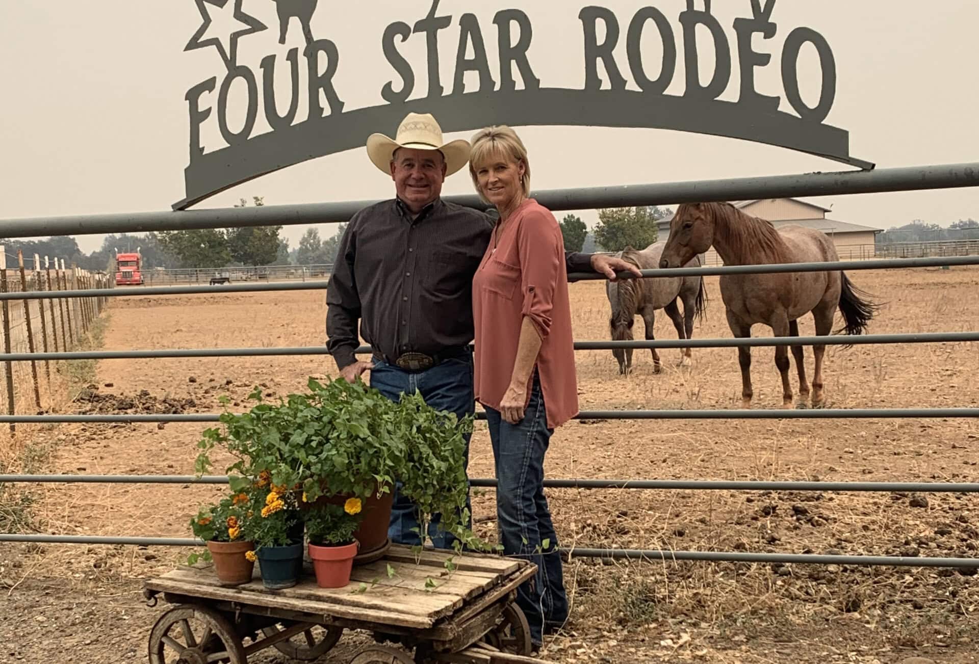 jeff davis land sales agent california and terri at four star sign