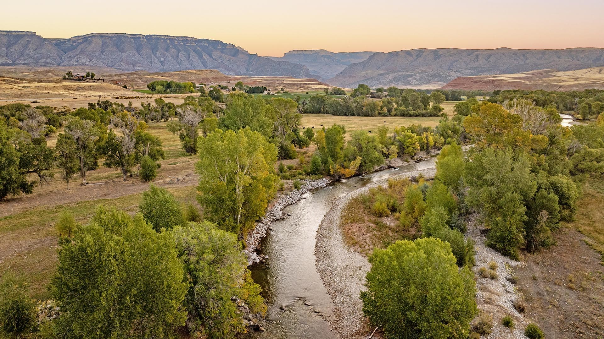 best ranch brokerage in wyoming shell creek wyoming the hideout lodge guest ranch