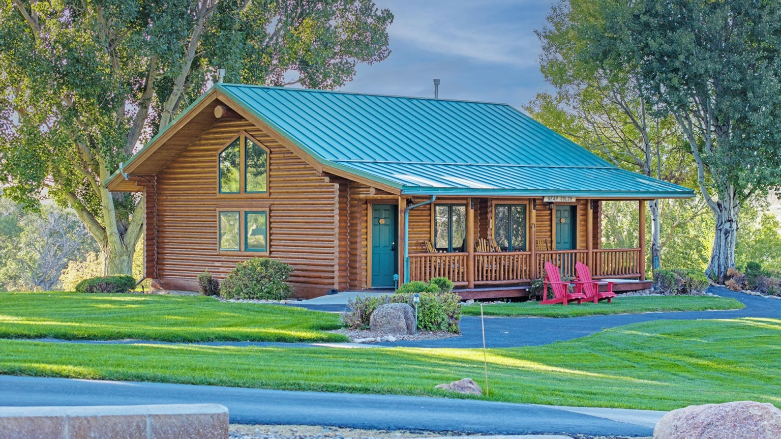 Guess Ranic The Hideout Lodge & Guest Ranch | Shell Wyoming | Fay Ranches