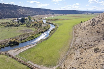 water frontage for sale oregon king ranch on the crooked river