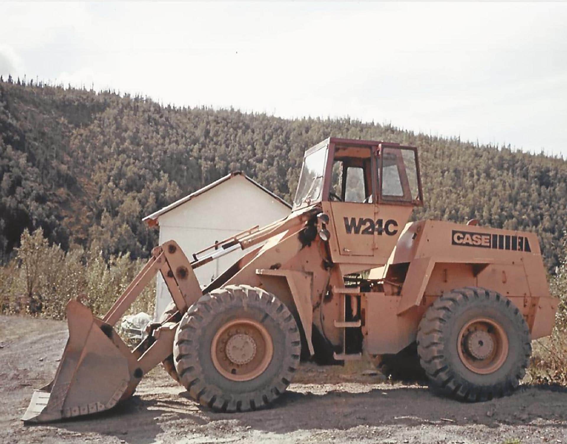 loader alaska little boulder creek gold mine
