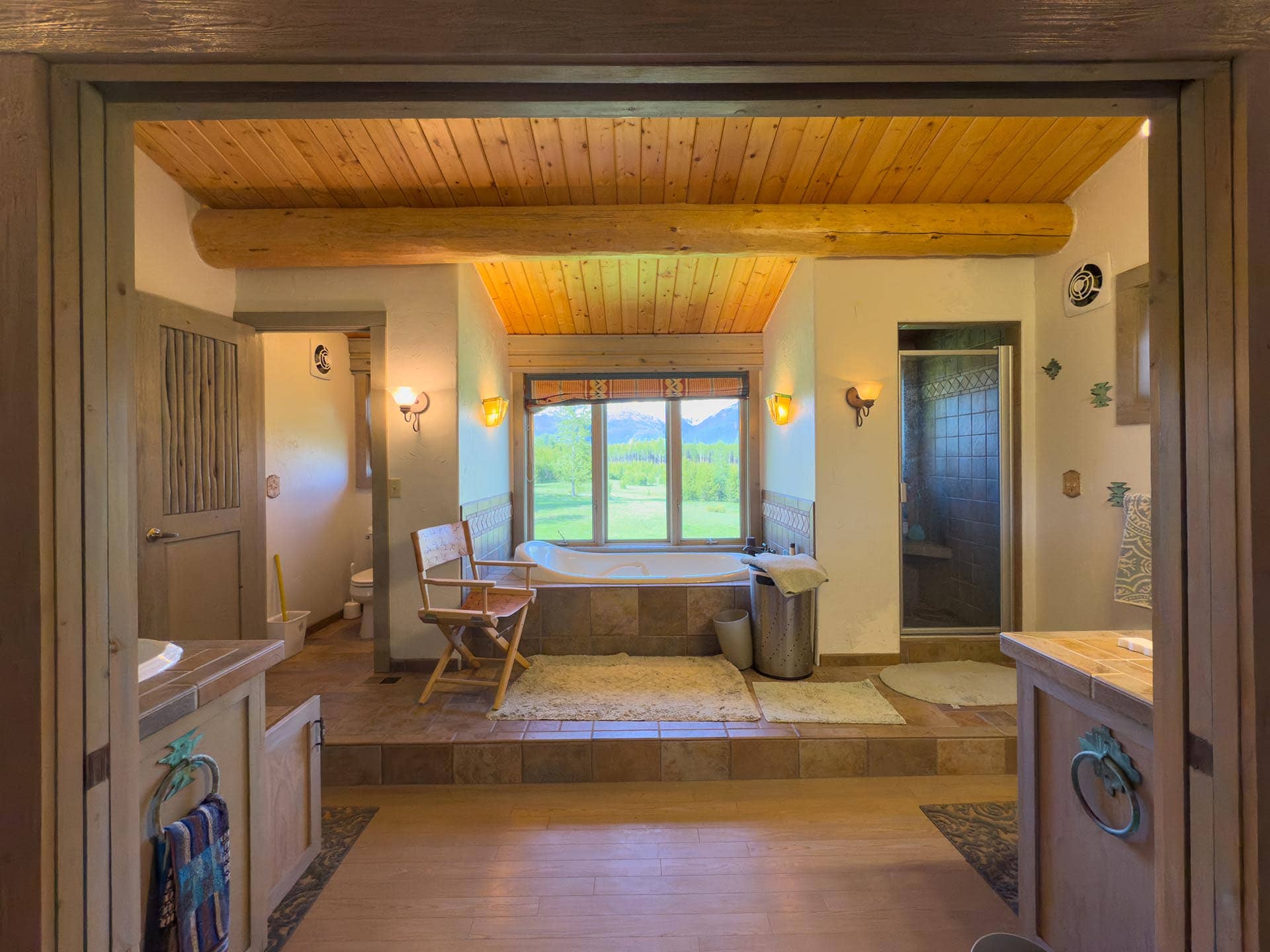 Master Bathroom Montana Hanging J Ranch