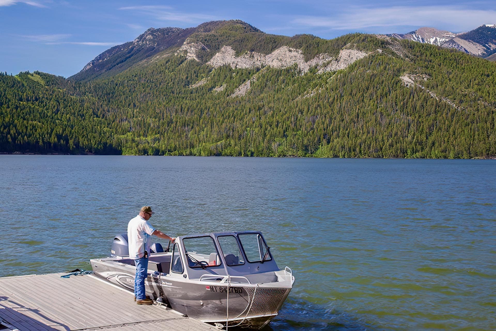 Boat Montana Sun Canyon Lodge