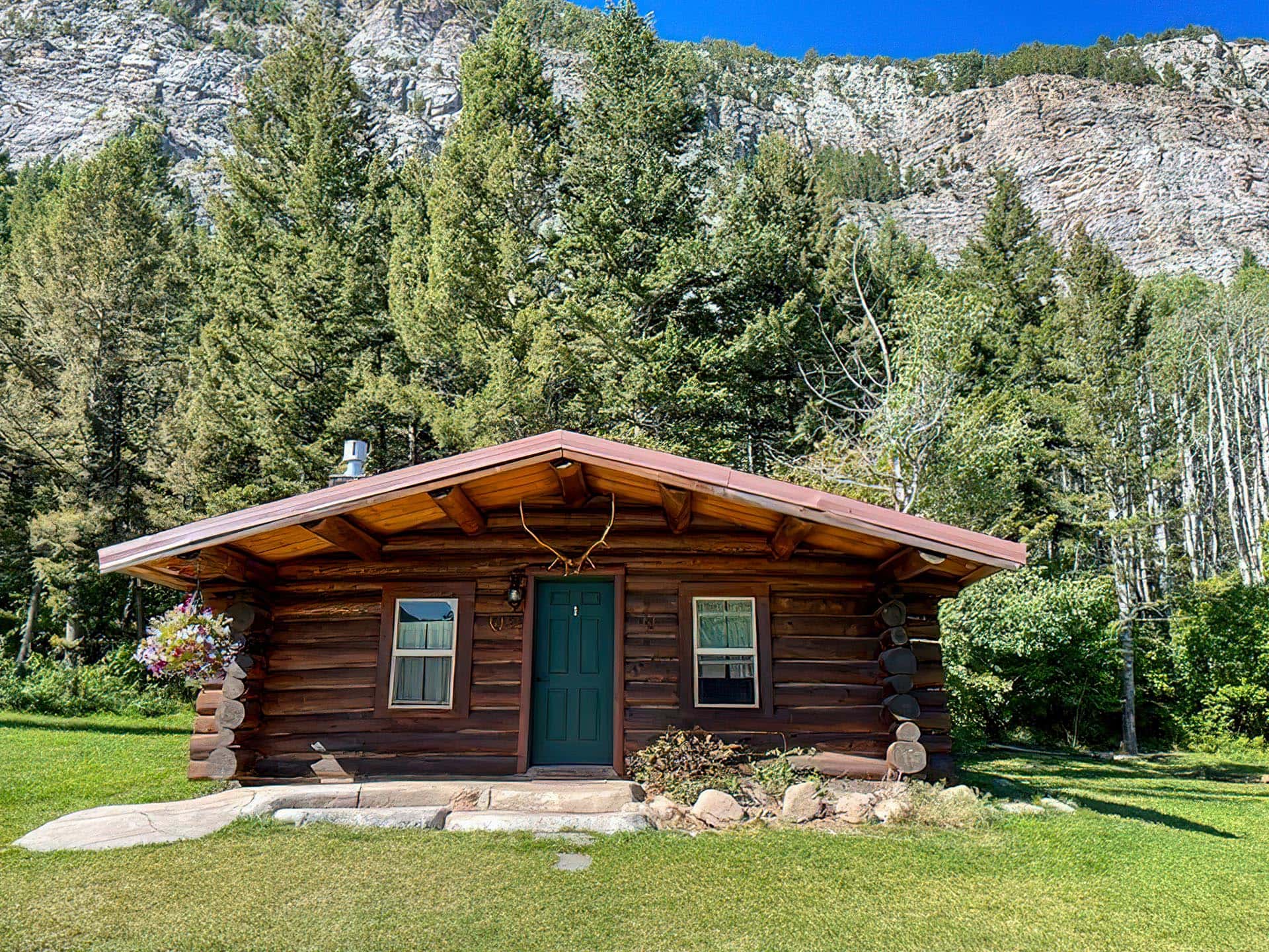 Exterior Cabin Montana Sun Canyon Lodge