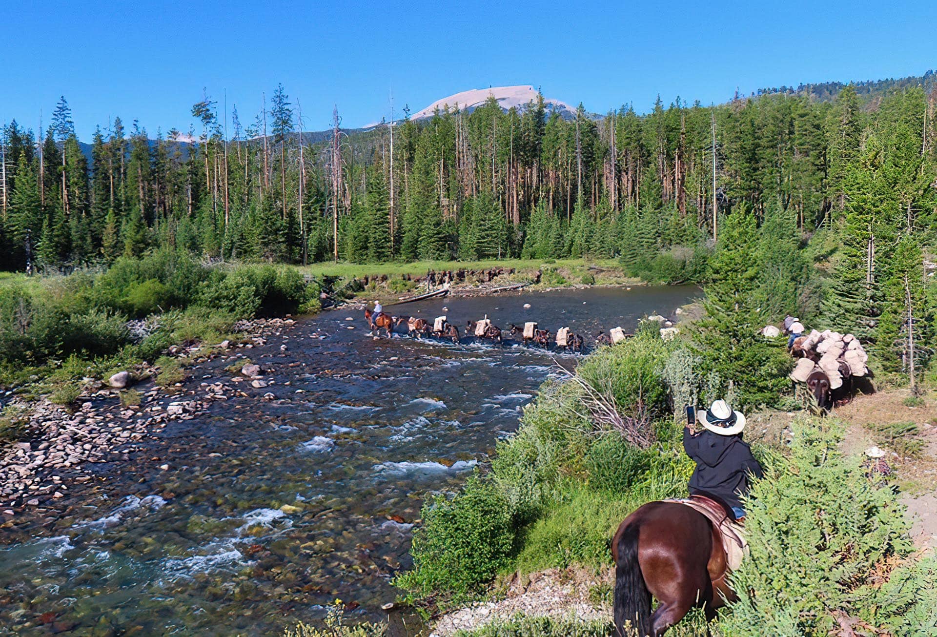 River Crossing Montana Sun Canyon Lodge