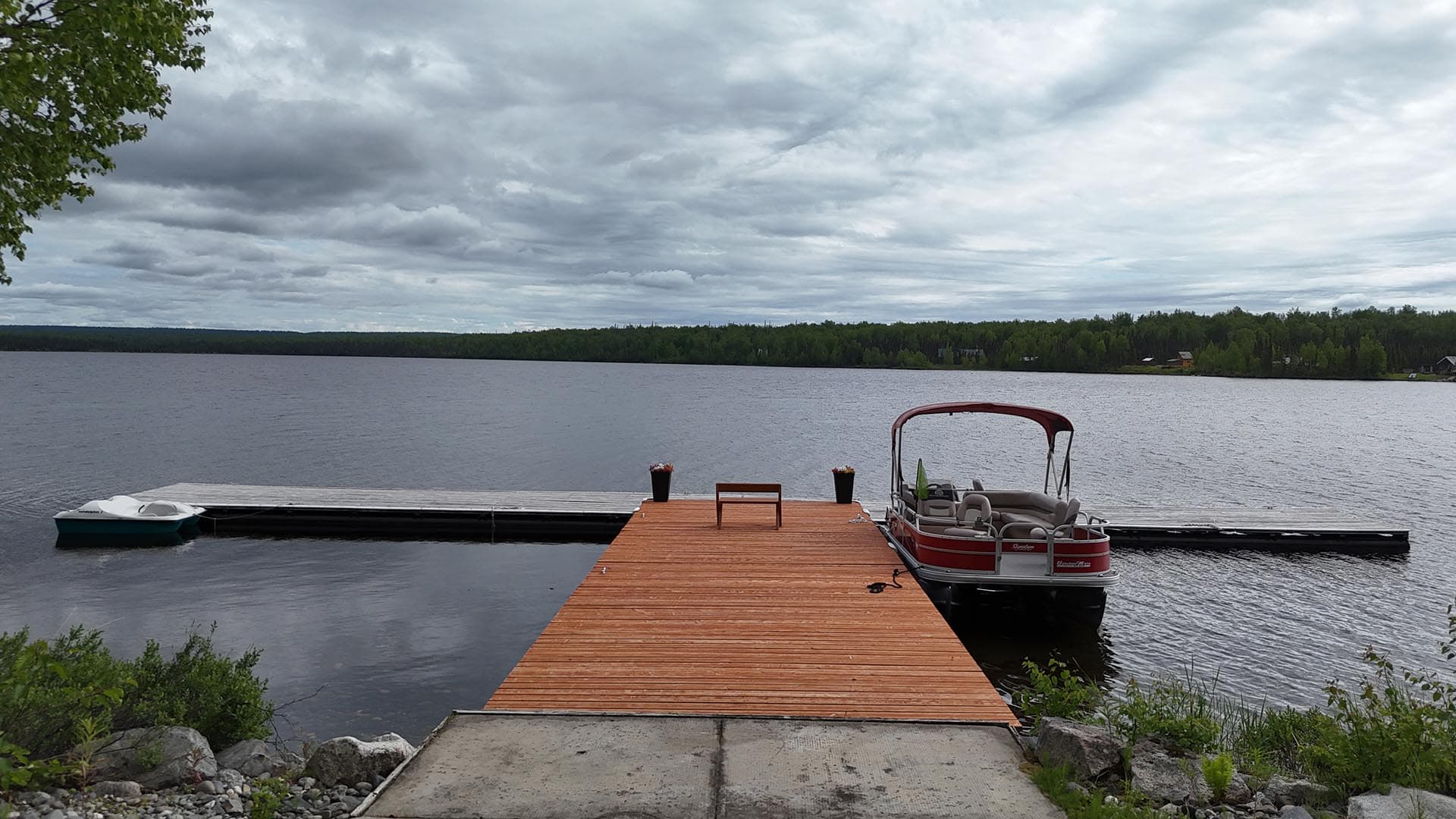 dock alaska shulin lake resort
