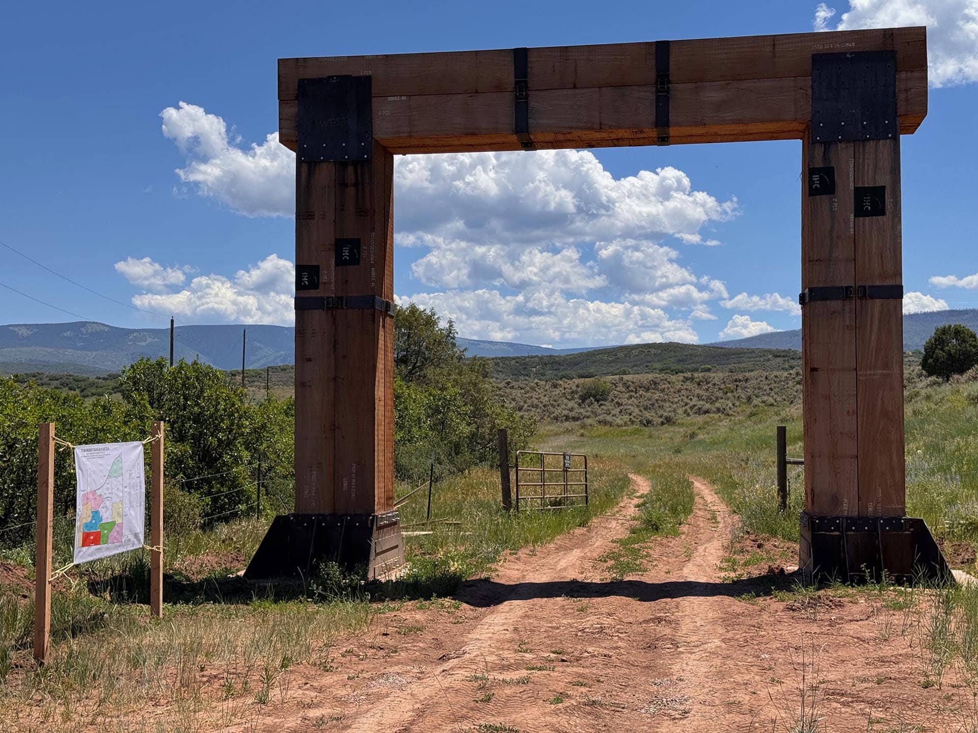 ranch gate colorado roaring fork valley ranch