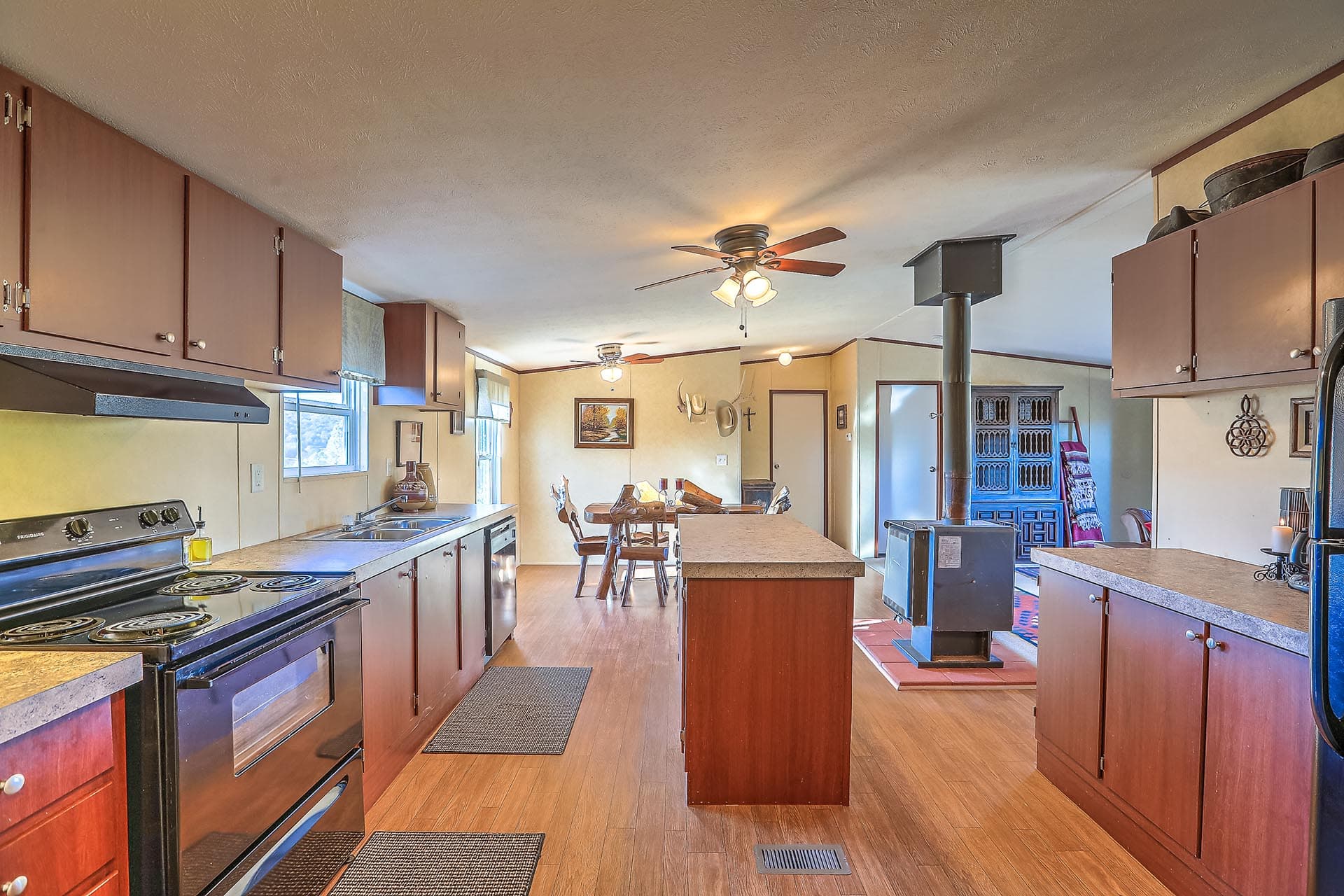 kitchen and dining new mexico rancho el patron