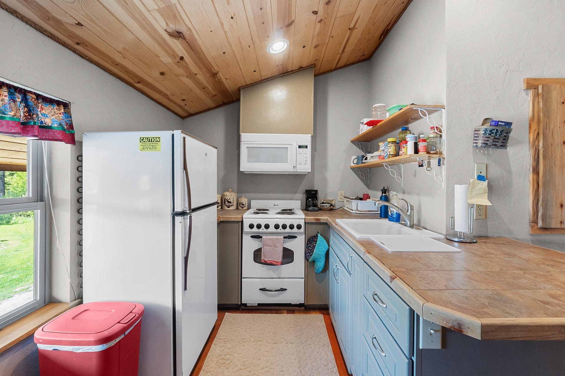 Apartment Kitchen Washington Lost Moose Ranch