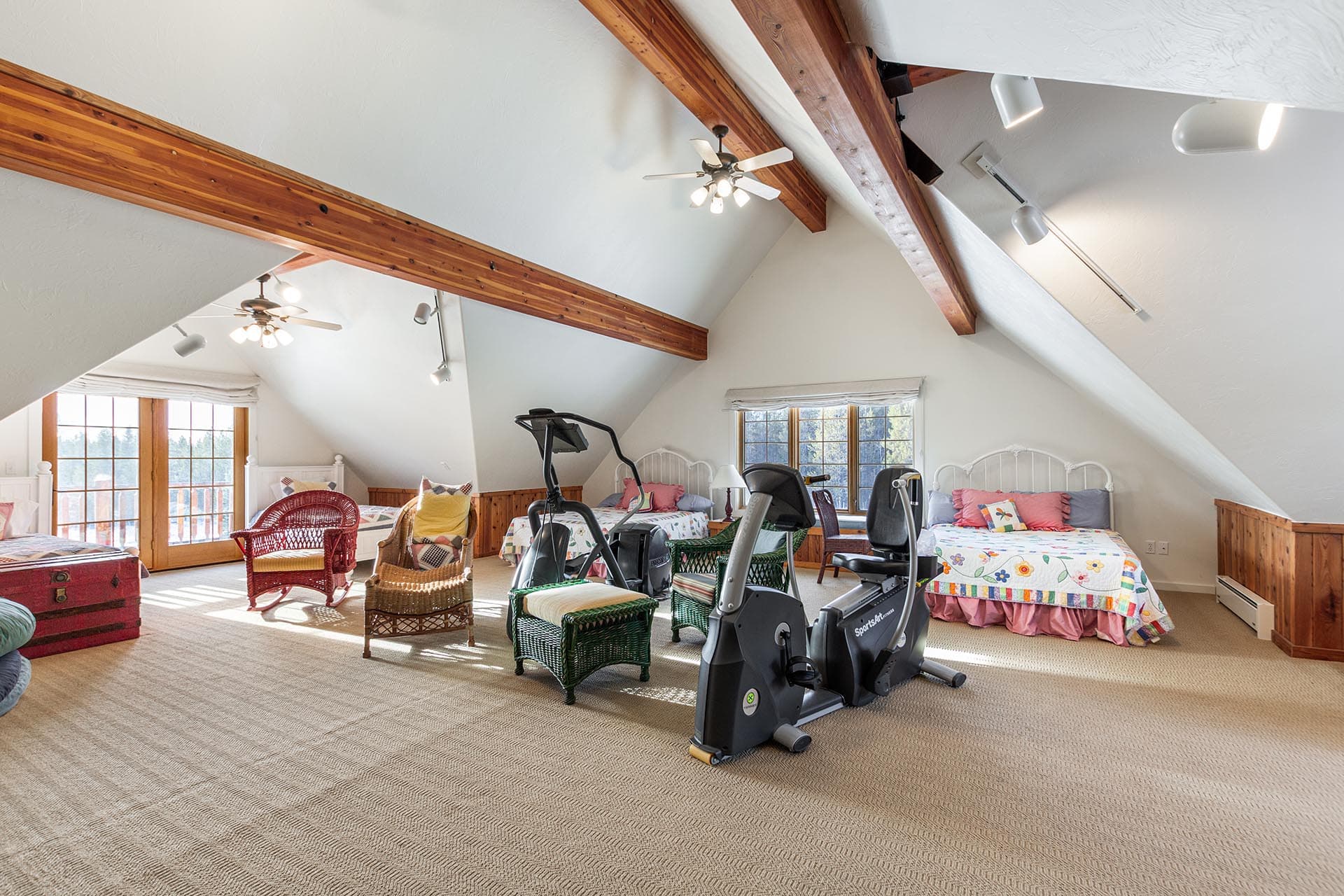 Massive Bonus Room Idaho Island Park's Coho Reserve