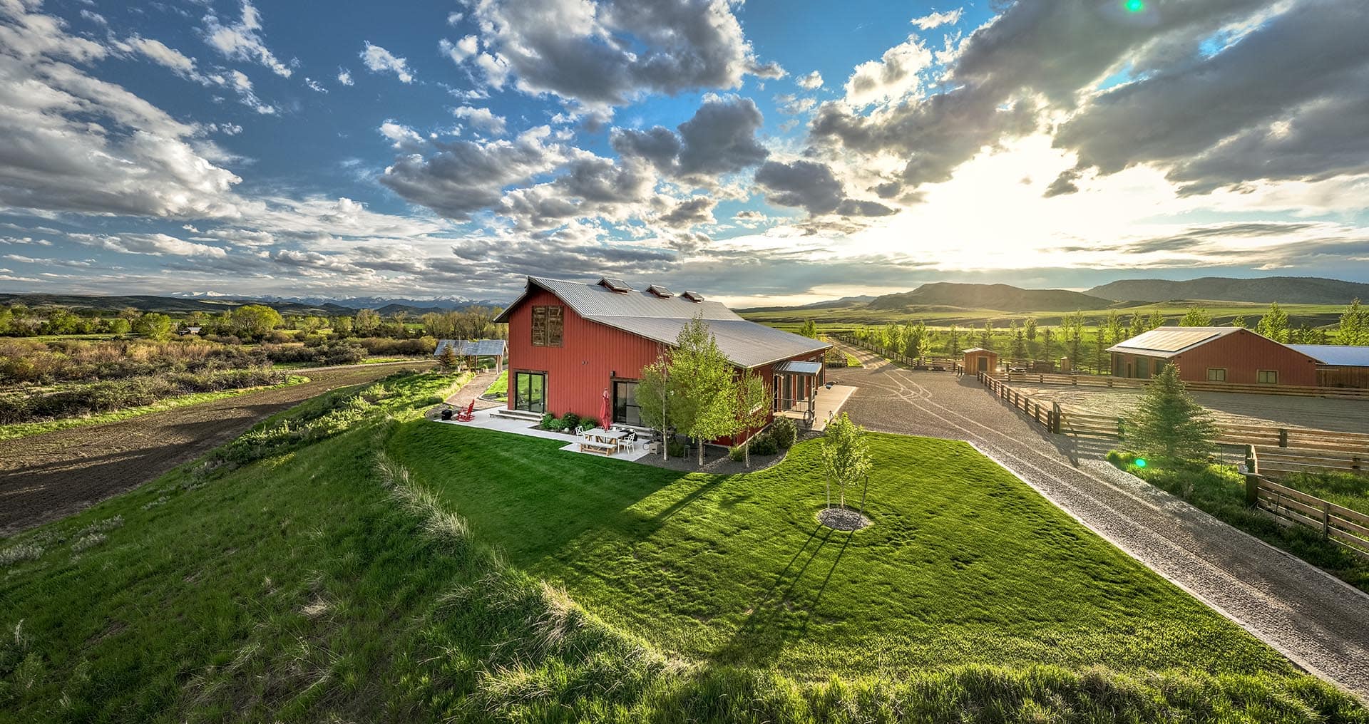 guest home morning light montana 1805 river ranch