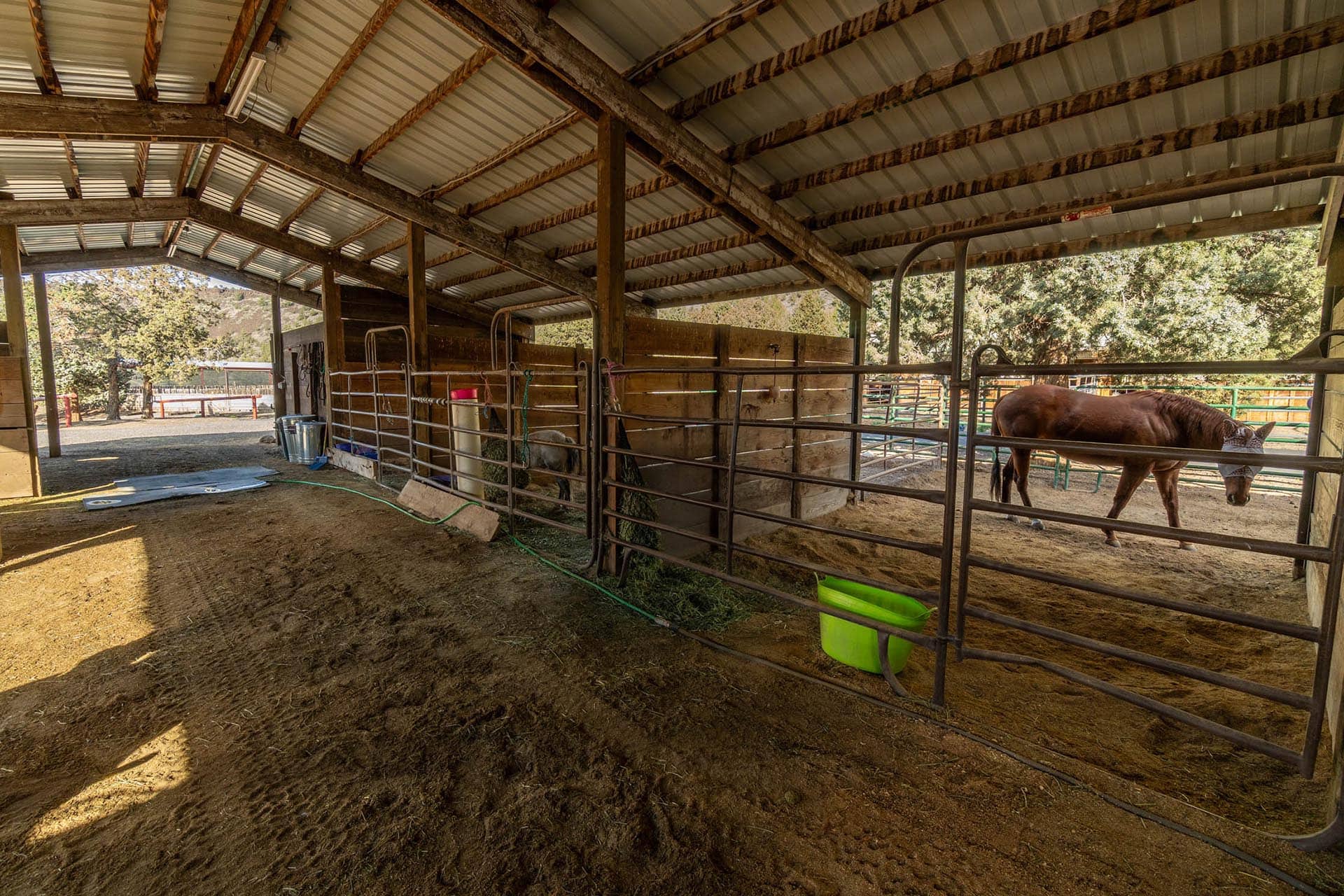 2nd barn interior oregon crooked river rim horse ranch
