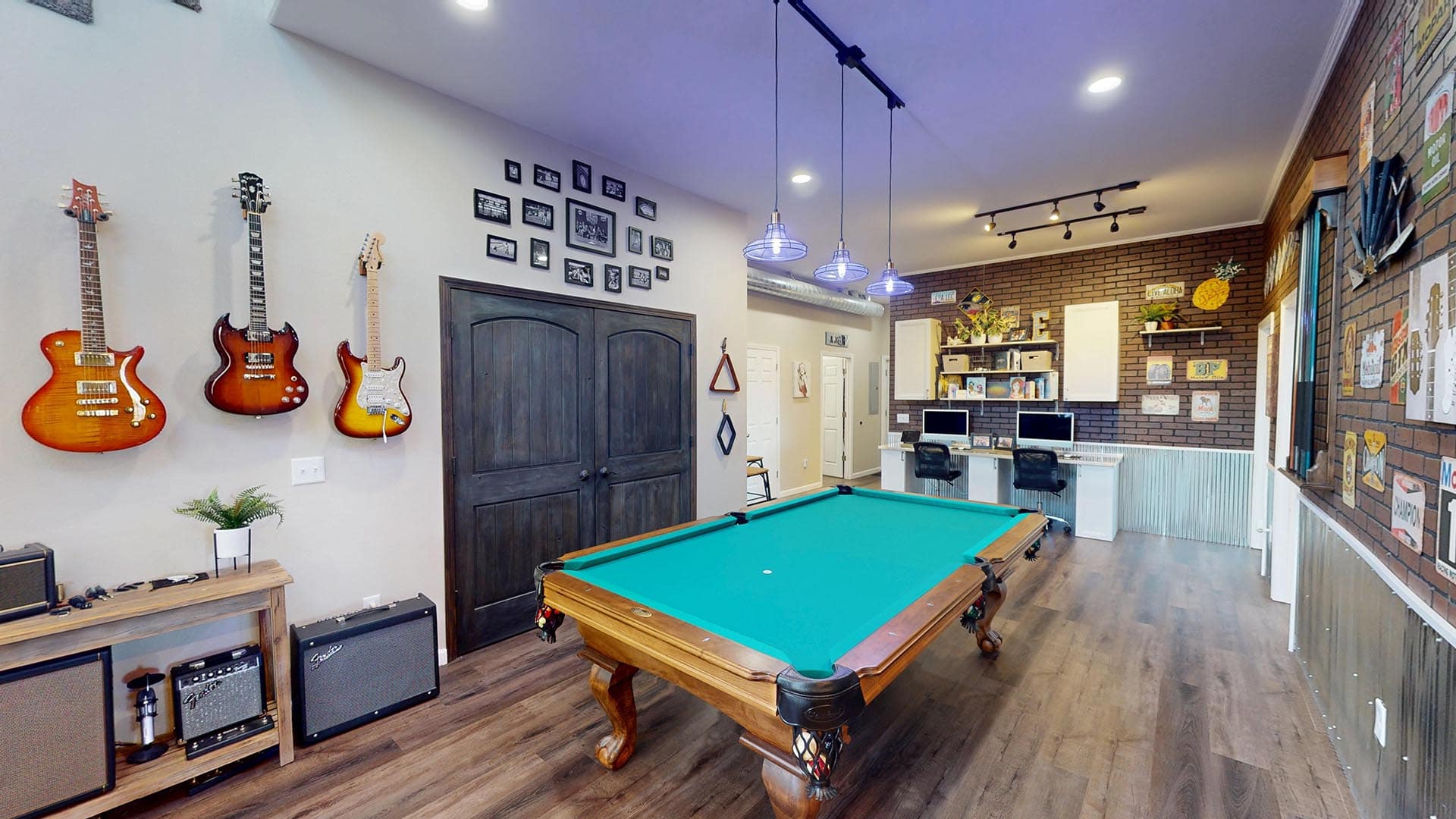 Custom Wyoming Broken Trail Homestead